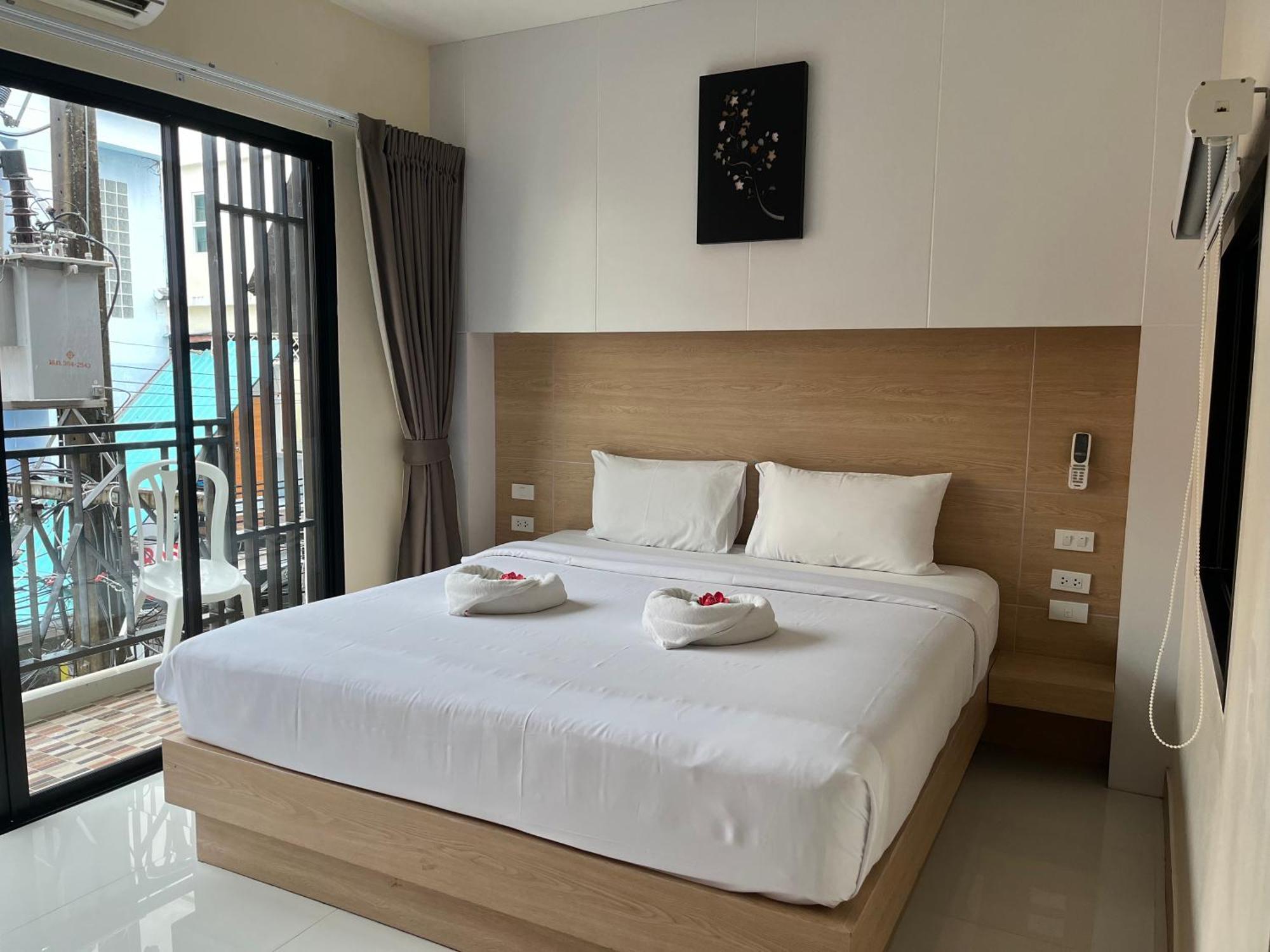 Hotel I Am O'Tel Patong Esterno foto