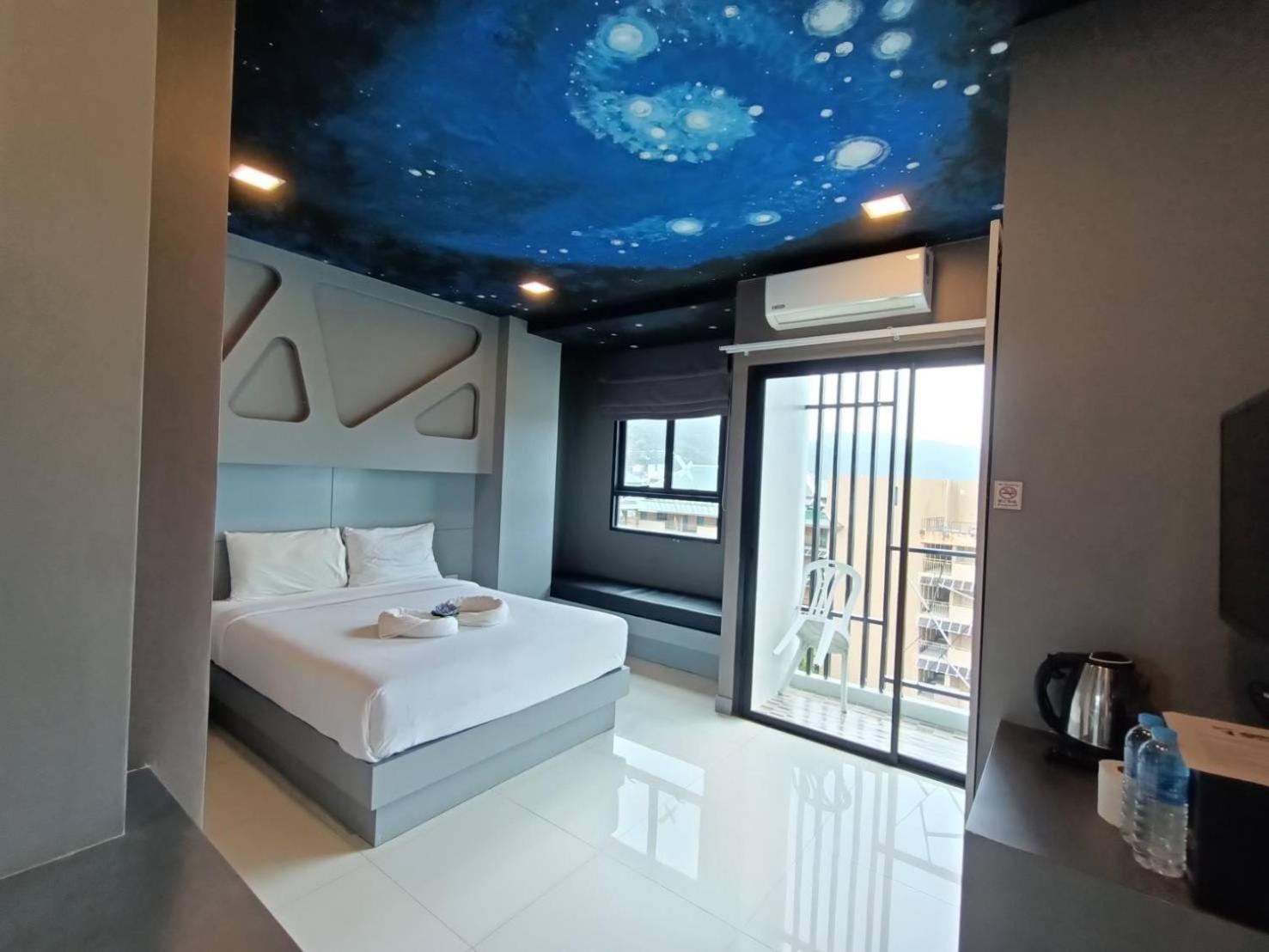 Hotel I Am O'Tel Patong Esterno foto